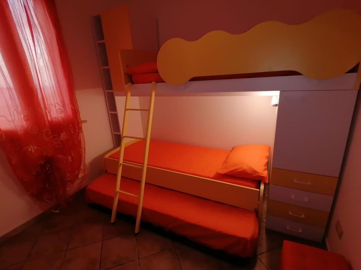 Case Vacanze Vista Mare Torre Pali Kültér fotó