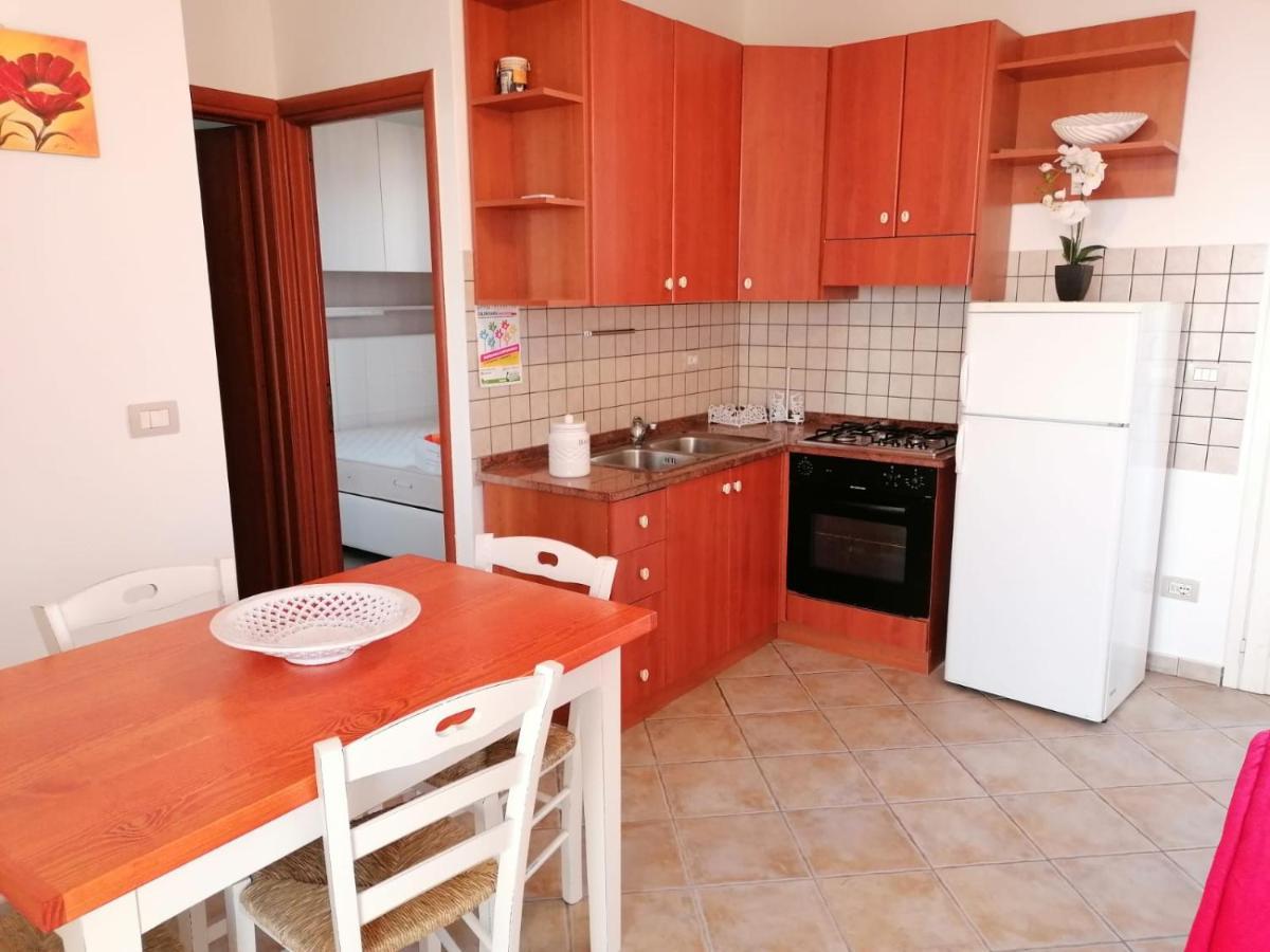 Case Vacanze Vista Mare Torre Pali Kültér fotó