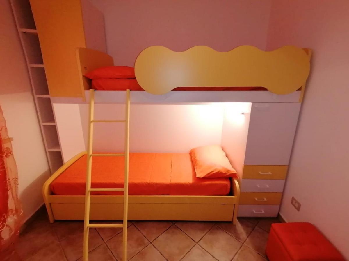 Case Vacanze Vista Mare Torre Pali Kültér fotó